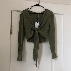 NWT Potter’s Pot Tie Knot Long Sleeve